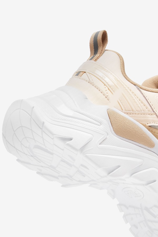 Gardenia/Semolina/White Fila Outlets Women\'s Electrove 2