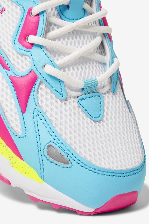 Fila Outlets Women\'s Ray Tracer Apex White/Pink Glo/Bluefish