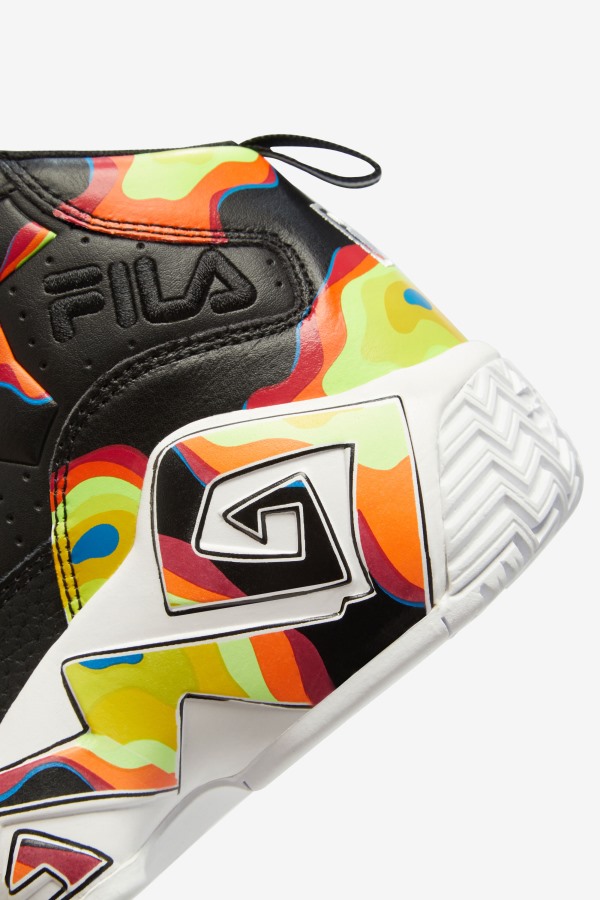 Black/Red Orange/Red Fila Outlets Big Kids\' MB