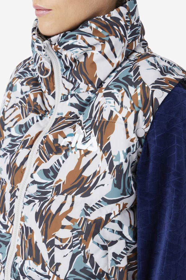 Giraffe Print Fila Outlets Loretta Snap Off Sleeve Cropped Puffer Jacket