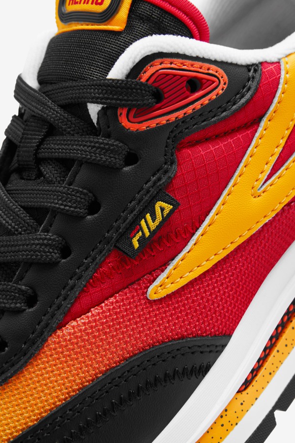 Big Kids\' Renno Black/Red/Gold Fila Outlets